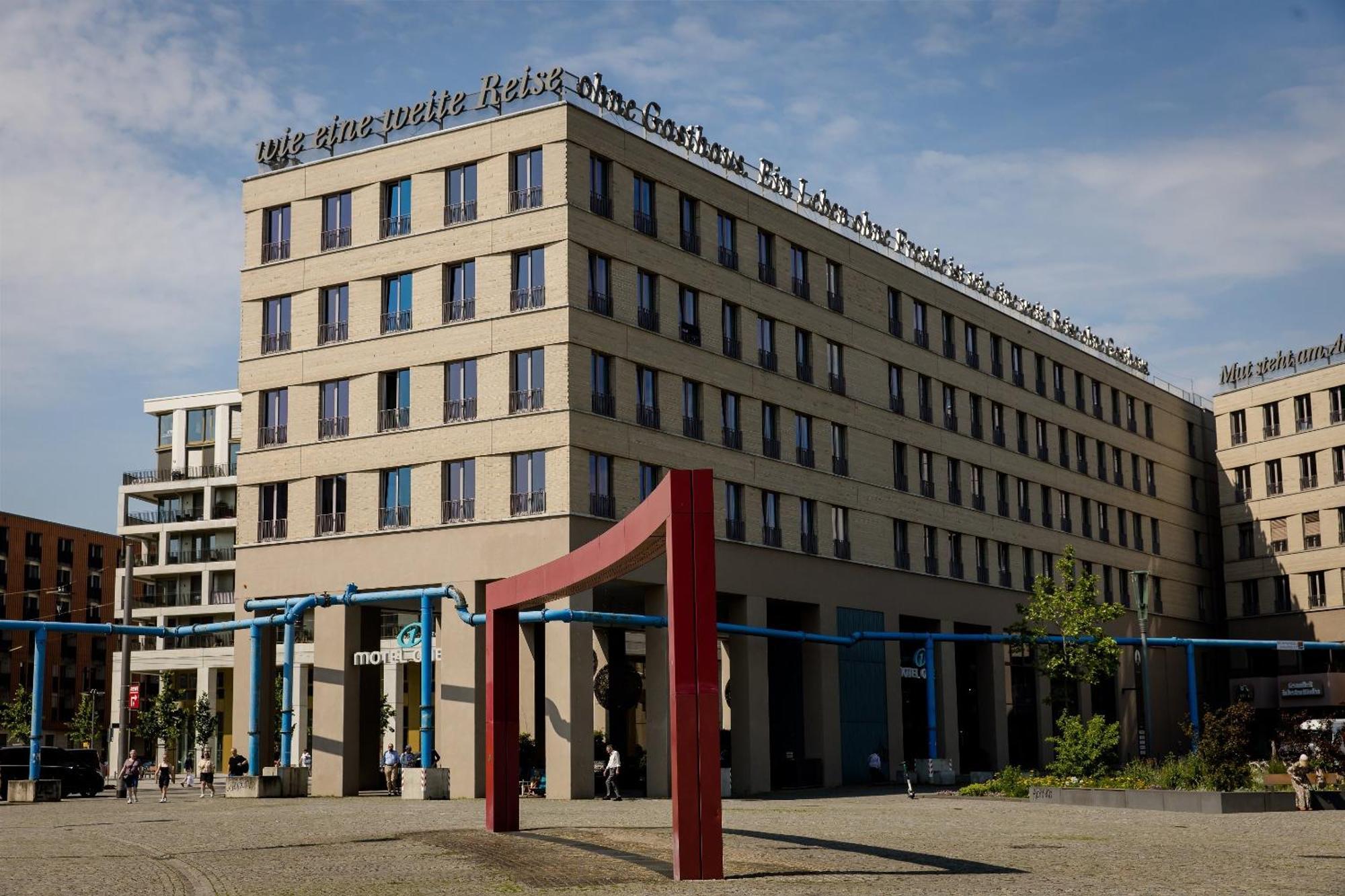 Motel One Dresden Am Zwinger ภายนอก รูปภาพ