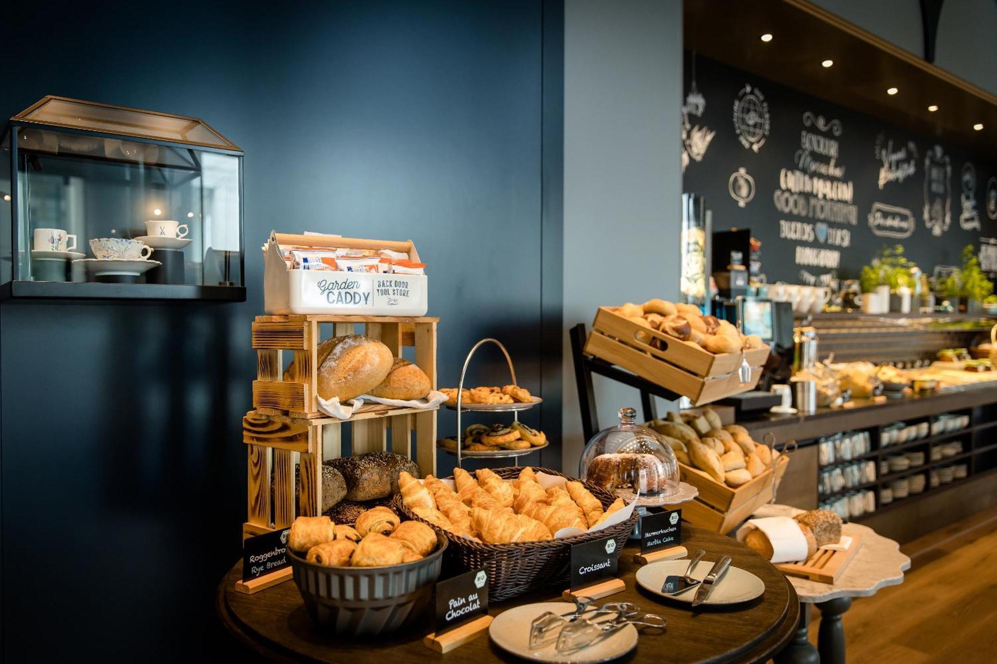 Motel One Dresden Am Zwinger ภายนอก รูปภาพ