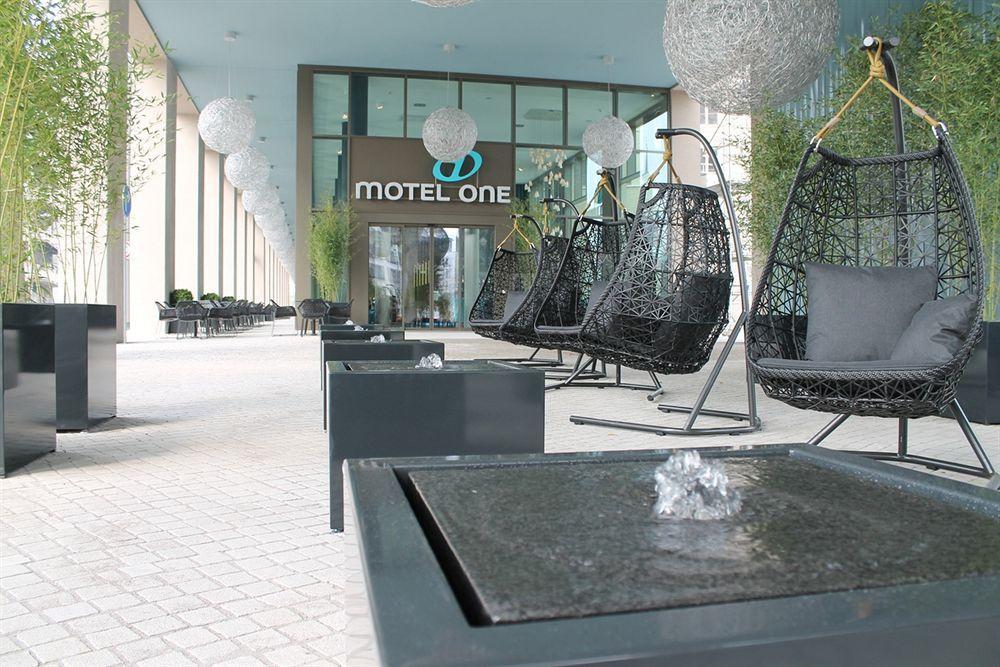 Motel One Dresden Am Zwinger ภายนอก รูปภาพ